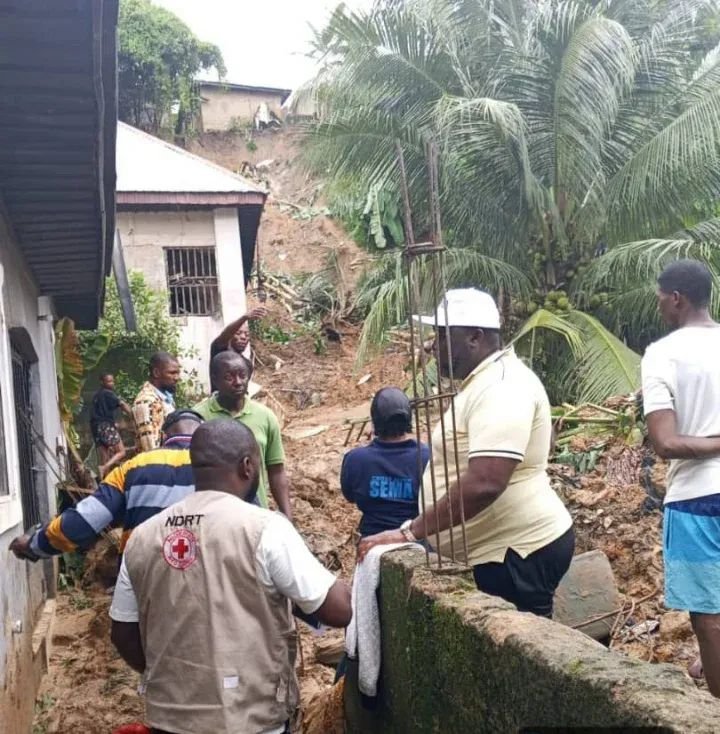 Cross River Landslide Tragedy: Five Killed, Including Four Children, as Torrential Rain Devastates Calabar Community!