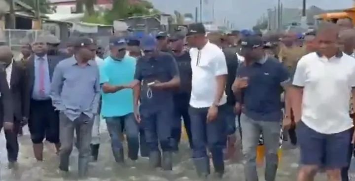 Sanwo-Olu Visits Flood-Hit Lagos Communities, Promises Urgent Relief and Lasting Flood Control Measures!