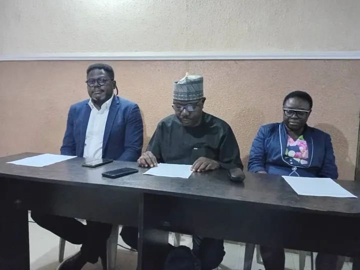 PCN shuts 383 pharmacies, medicine stores in Ogun over regulatory violations!