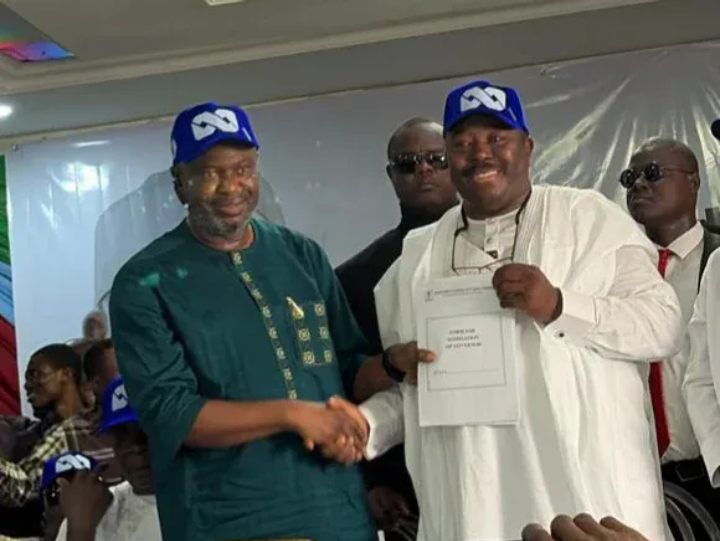 Oyo 2027: APC Standard-Bearer Sharafadeen Alli Receives INEC Nomination Form, Unveils Adesoji Adedeji as Running Mate!