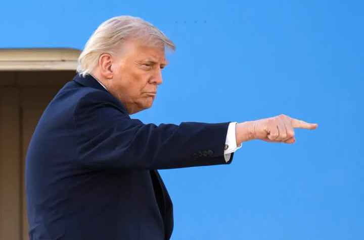 Trump Teleprompter Operator Suspended Over Alleged $100,000 Prediction Market Betting Scheme!