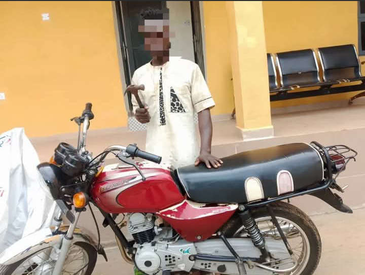 Oyo Police Arrest Suspected Armed Robber, Recover Stolen Motorcycle in Ibadan Swift Response Operation!
