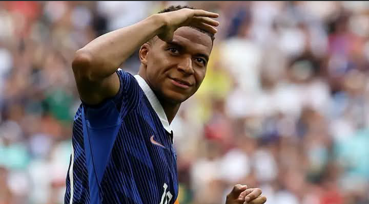 Kylian Mbappé Makes FIFA World Cup History as First Player to Win Two Golden Boots After Stellar 2026 Campaign!