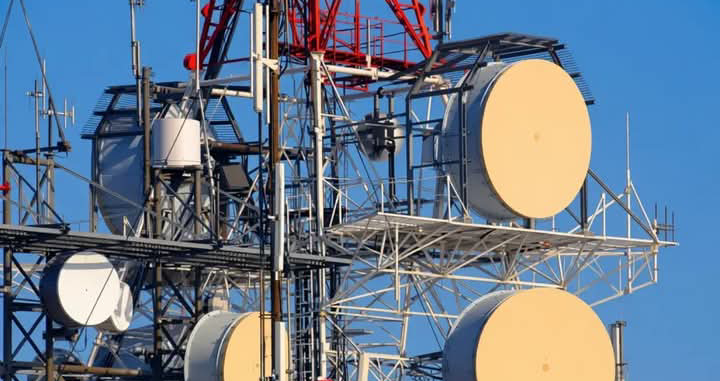 Don’t Shelter Under Telecom Masts During Storms, NSCDC Warns Kano Residents as Safety Concerns Rise!