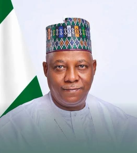 Adamawa State police officers and armoured vehicles deployed in Yola ahead of Vice President Kashim Shettima’s condolence visit to Bamanga Tukur’s family.