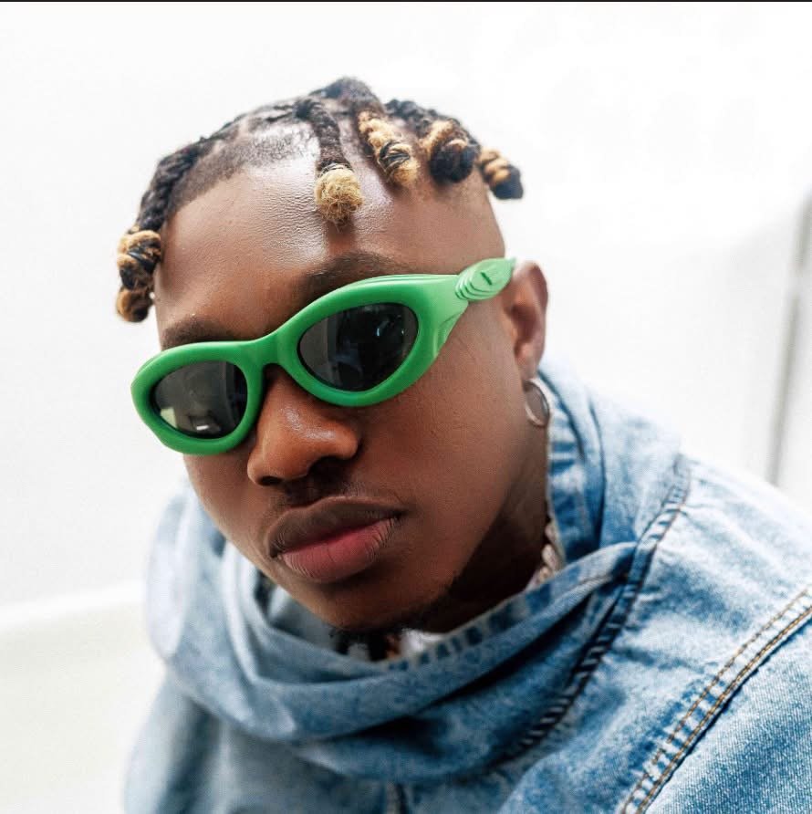 Nigerian entertainers Poco Lee and Zlatan Ibile amid ongoing discussion about support during Poco Lee’s UK court case.