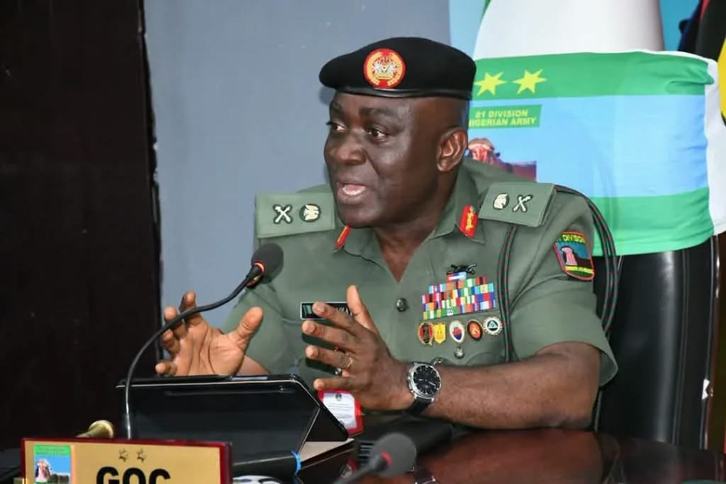 Major General Adebayo Babalola, GOC 81 Division Nigerian Army, with members of the Association of Defence Correspondents of Nigeria during their courtesy visit in Lagos.