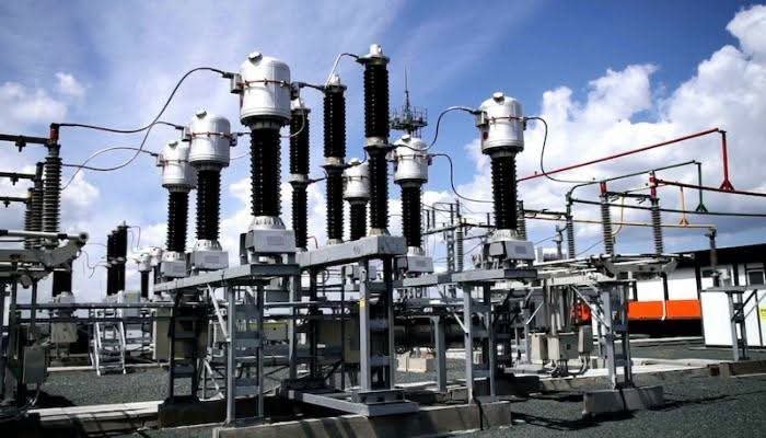 Nigeria electricity transmission infrastructure and national power grid.
