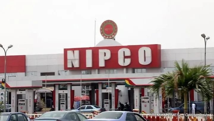 NIPCO Group Managing Director Nagendra Verma speaking during a press conference on the proposed $3 billion Floating LNG project in Nigeria.