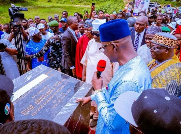 Nasarawa Governor Abdullahi Sule inaugurates the newly completed 5.2km Akwanga-Jos bypass in Akwanga, Nasarawa State.