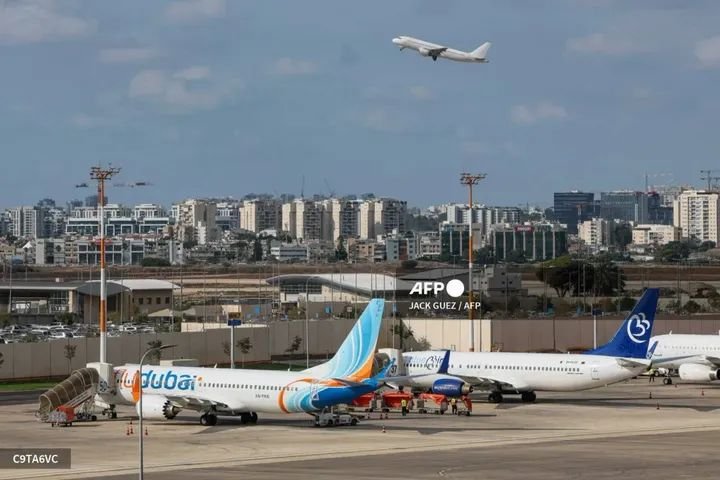 Flydubai Boeing 737 aircraft involved in an emergency landing in Saudi Arabia after a cockpit incident on a flight from Dubai to Tel Aviv.