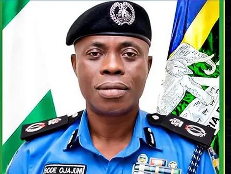 Photo of a police man