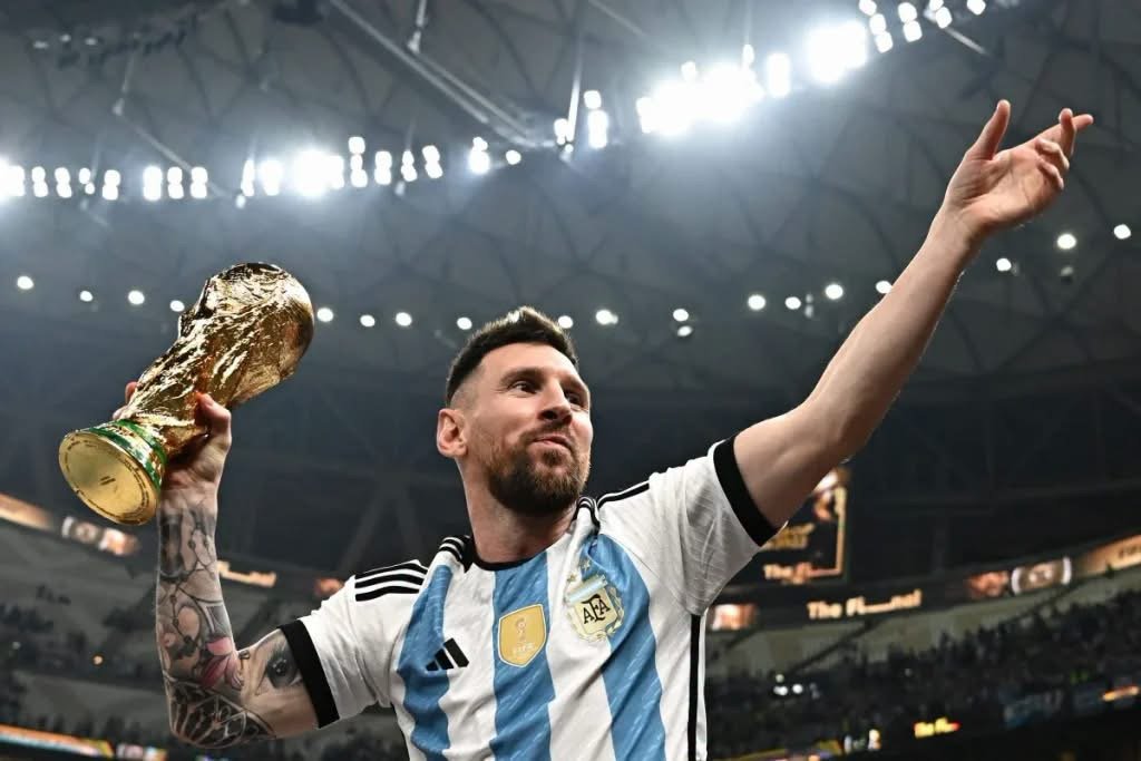 Lionel Messi wearing Argentina’s No. 10 shirt during his farewell match preparations ahead of his final international appearance against Benin.