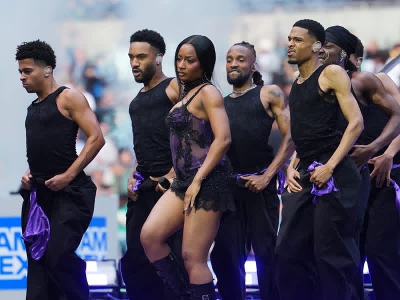 Ayra Starr headlines the NFL international game halftime show in London during the Philadelphia Eagles versus Jacksonville Jaguars fixture.