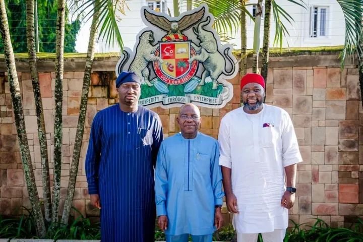 Federal Government officials and Abia State Governor Alex Otti discuss support for Aba textile businesses and agricultural development in Abia State.